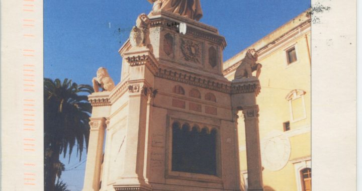 Color postcard with statue of Eleonora d' Arborea