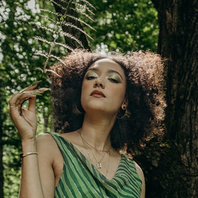 Kimaya Diggs green headshot