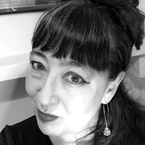 headshot of poet Lee Ann Roripaugh