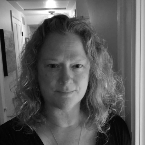 headshot of poet Sara Eddy