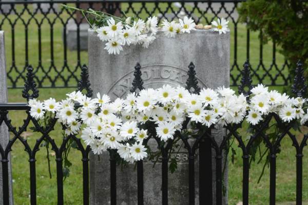 Emily Dickinson's grave