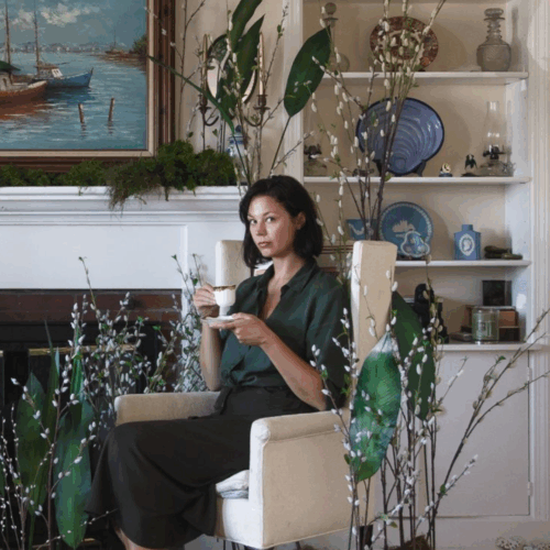 Adrien Broom headshot